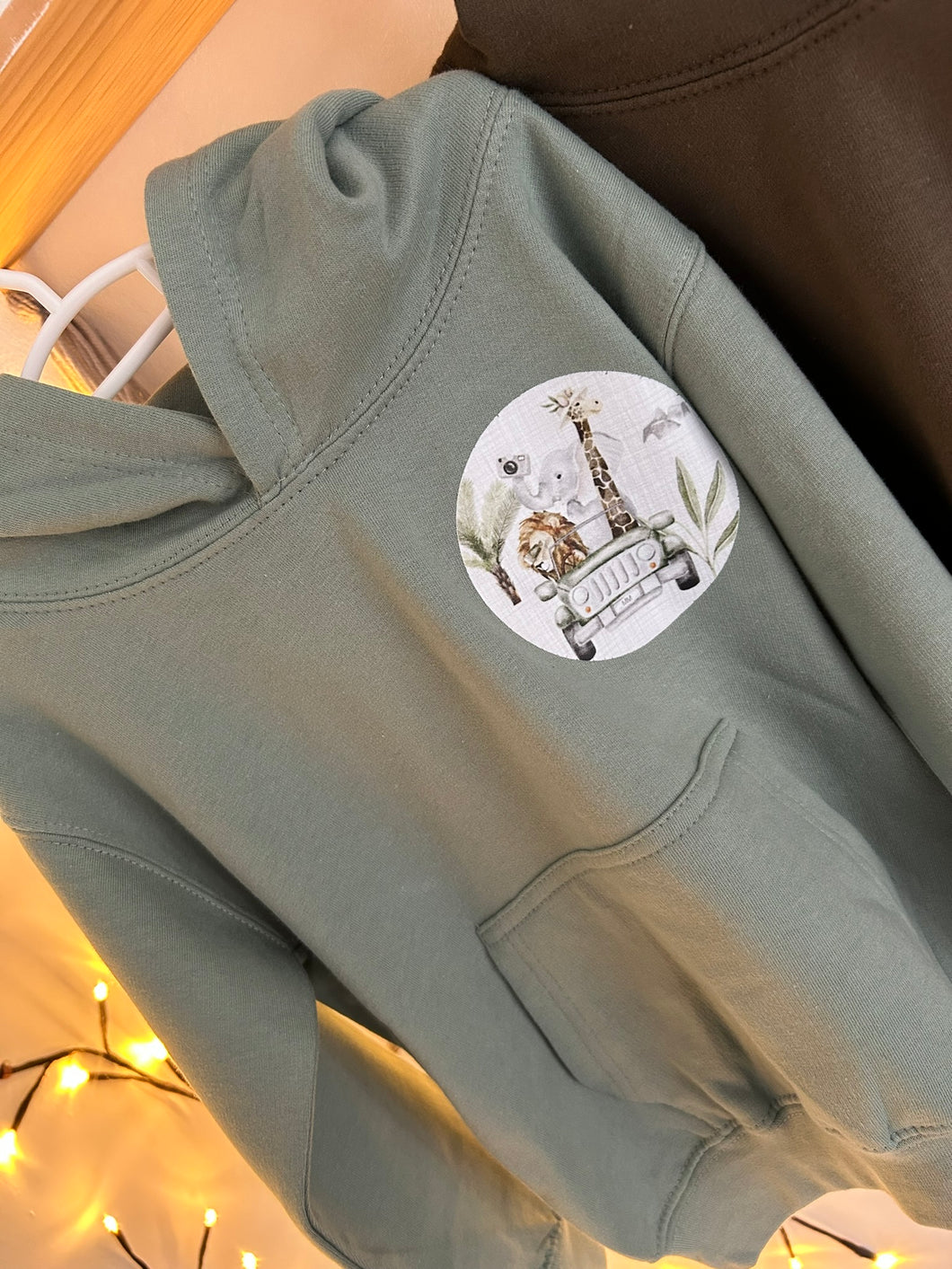 Dusty green hoodie - Animals on safari