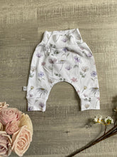 Load image into Gallery viewer, Spring blooms - Harem pants
