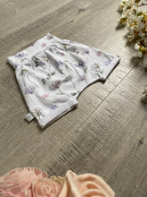 Load image into Gallery viewer, Spring blooms - Harem rolled shorts
