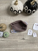 Load image into Gallery viewer, Ghost town - Snoods

